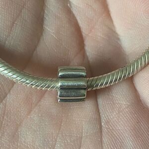 Authentic Pandora Grooved Clip Charm